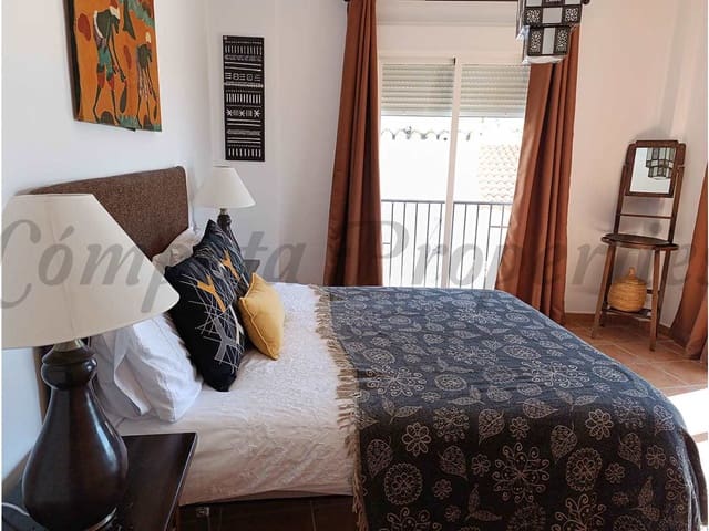 Image No.4-5 Bed Property for sale