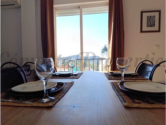 Image No.9-5 Bed Property for sale