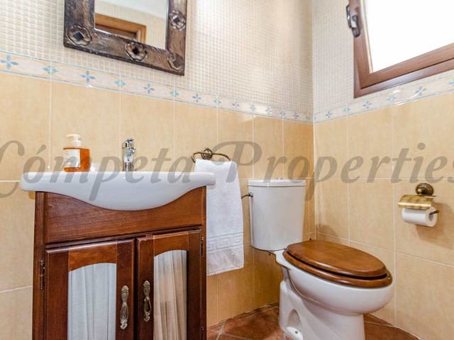 Image No.13-3 Bed Villa for sale