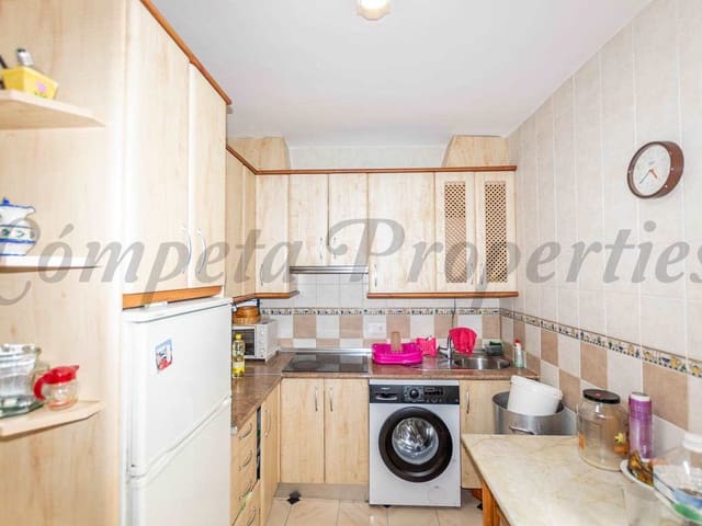 Image No.8-3 Bed Townhouse for sale