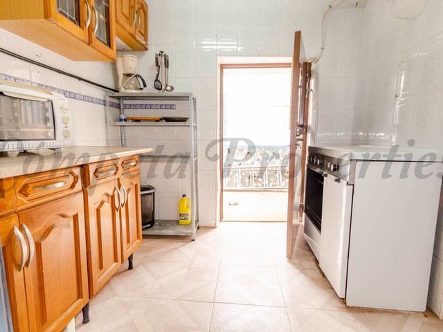 Image No.14-3 Bed Townhouse for sale