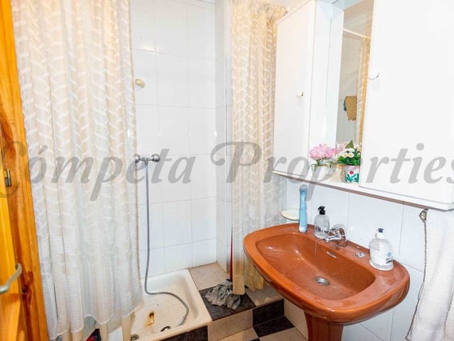 Image No.10-2 Bed Townhouse for sale