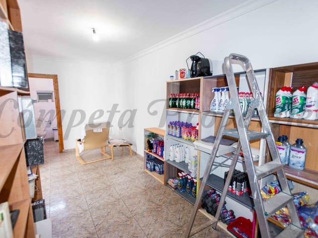 Image No.15-2 Bed Townhouse for sale