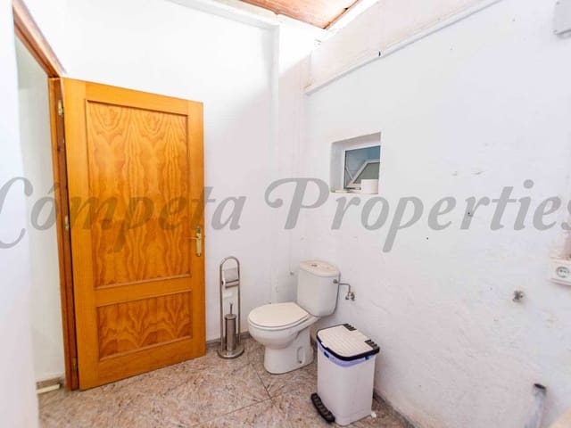 Image No.7-2 Bed Townhouse for sale