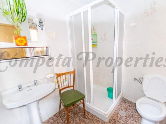 Image No.10-5 Bed Townhouse for sale