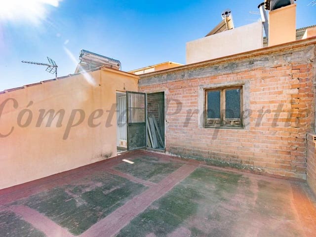 Image No.11-4 Bed Townhouse for sale