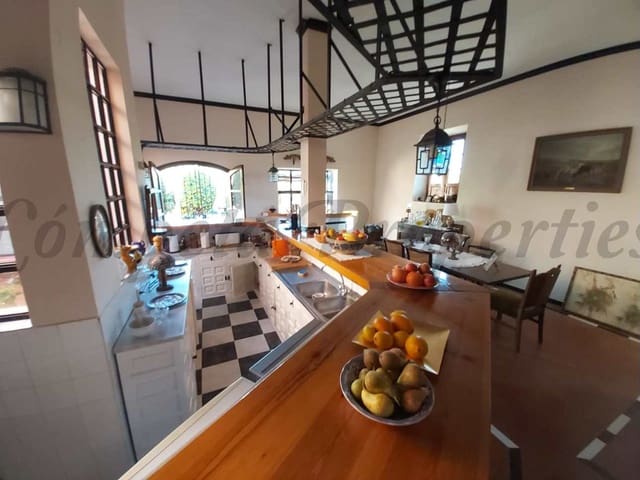 Image No.20-4 Bed Villa for sale