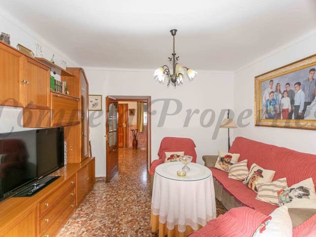Image No.6-5 Bed Townhouse for sale