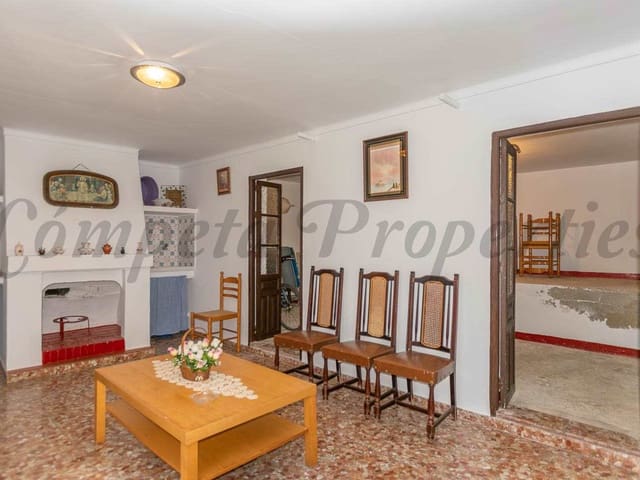 Image No.7-5 Bed Townhouse for sale