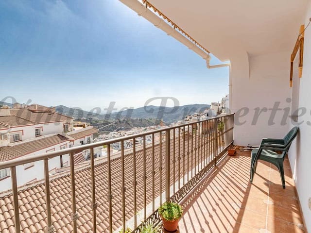 Image No.2-3 Bed Townhouse for sale