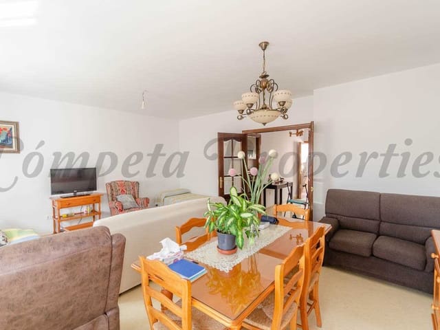 Image No.6-3 Bed Townhouse for sale