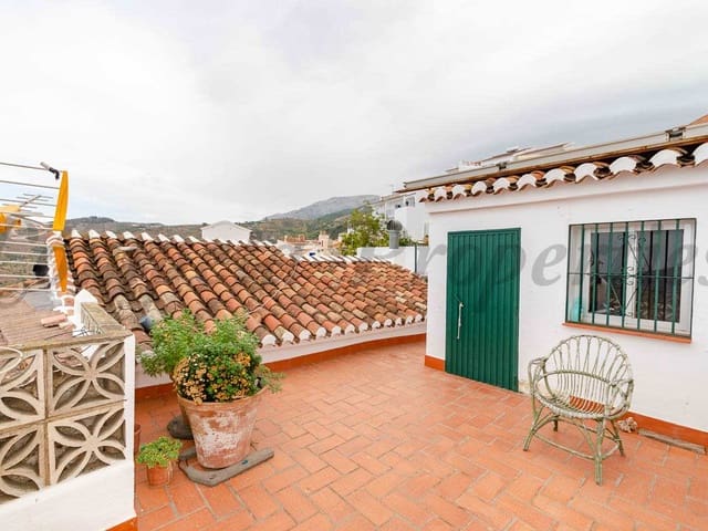 Image No.10-5 Bed Townhouse for sale