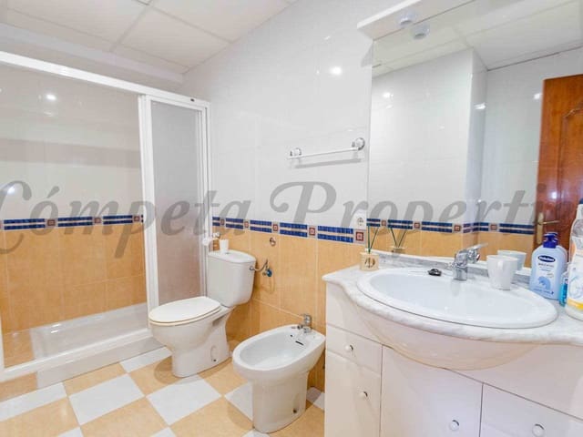 Image No.11-5 Bed Townhouse for sale