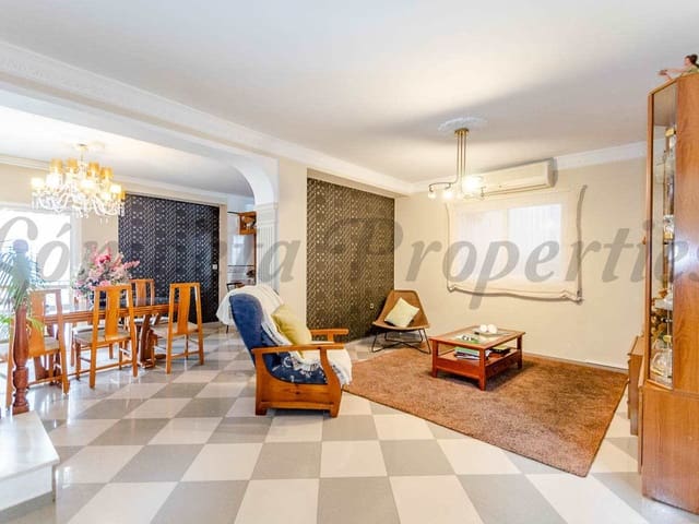 Image No.5-5 Bed Townhouse for sale