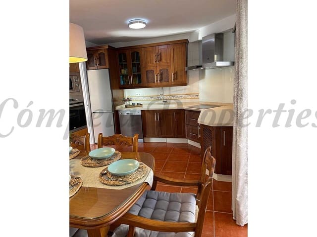 Image No.7-5 Bed Townhouse for sale