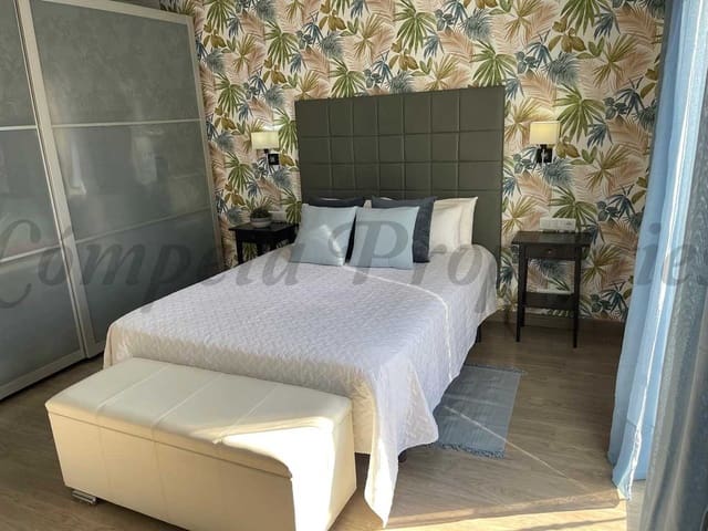 Image No.8-5 Bed Townhouse for sale