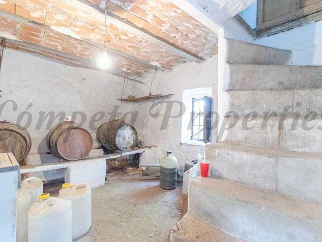 Image No.14-4 Bed Townhouse for sale