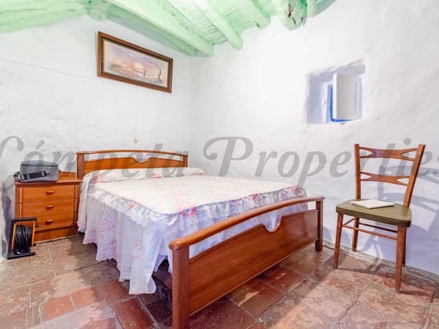 Image No.7-4 Bed Townhouse for sale