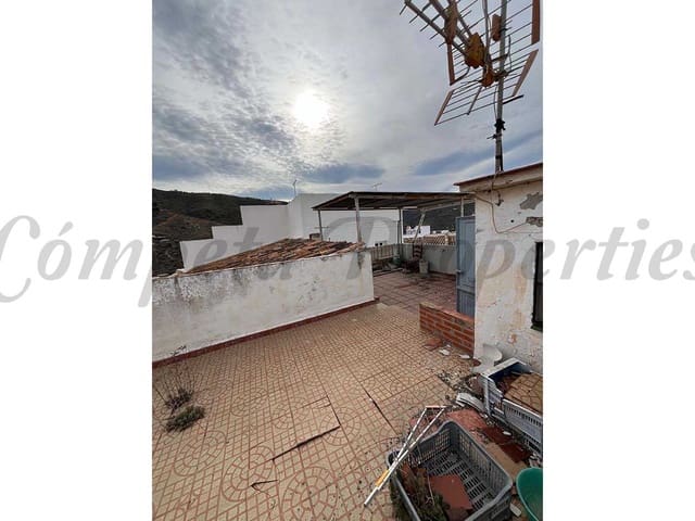 Image No.13-5 Bed Townhouse for sale