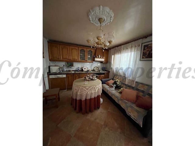 Image No.5-5 Bed Townhouse for sale