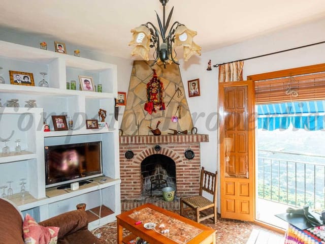 Image No.10-4 Bed Townhouse for sale