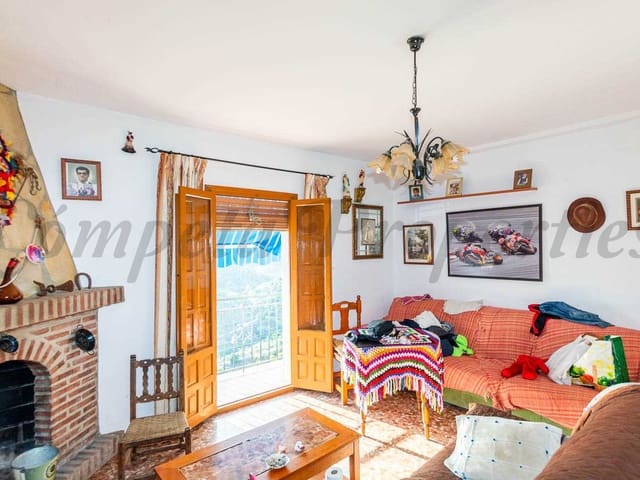 Image No.11-4 Bed Townhouse for sale