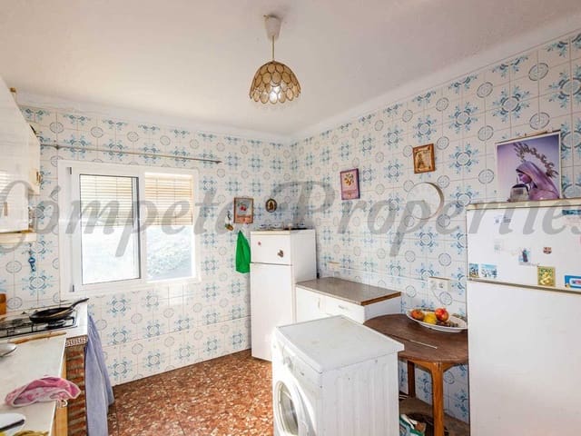 Image No.14-4 Bed Townhouse for sale