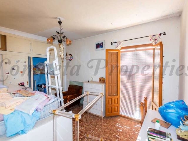 Image No.6-4 Bed Townhouse for sale