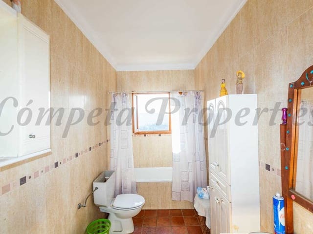 Image No.8-4 Bed Townhouse for sale