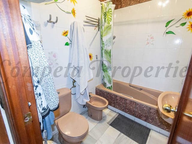 Image No.6-3 Bed Apartment for sale