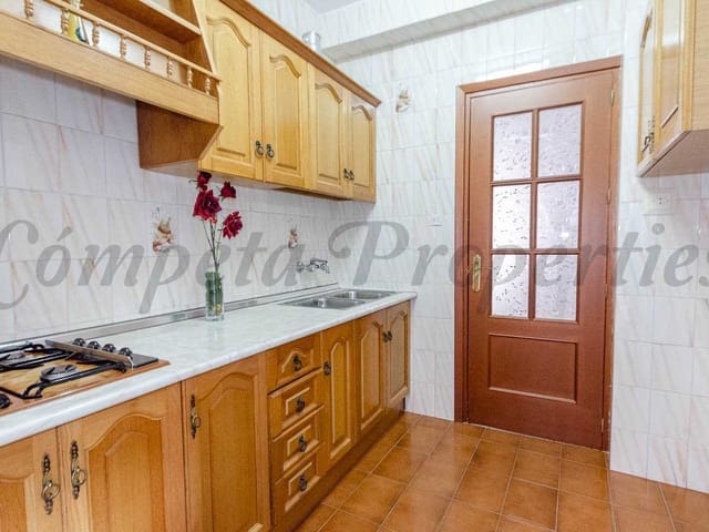 Image No.7-3 Bed Townhouse for sale