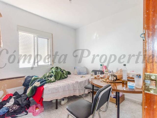 Image No.10-4 Bed Apartment for sale