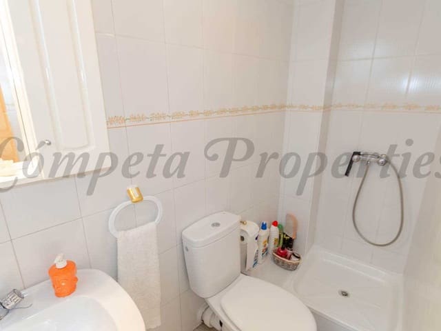 Image No.16-4 Bed Townhouse for sale