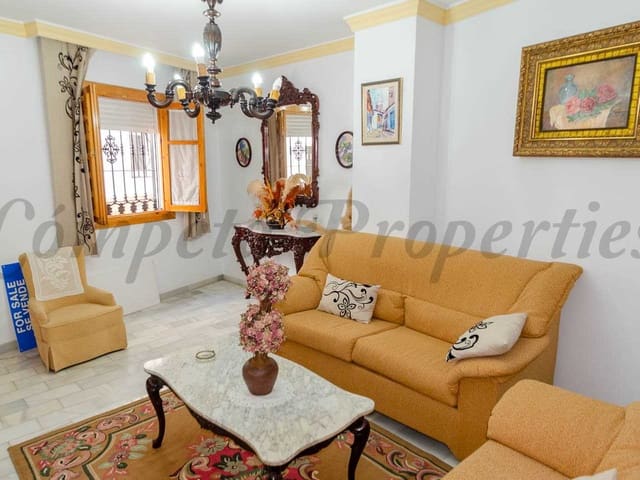 Image No.7-4 Bed Townhouse for sale