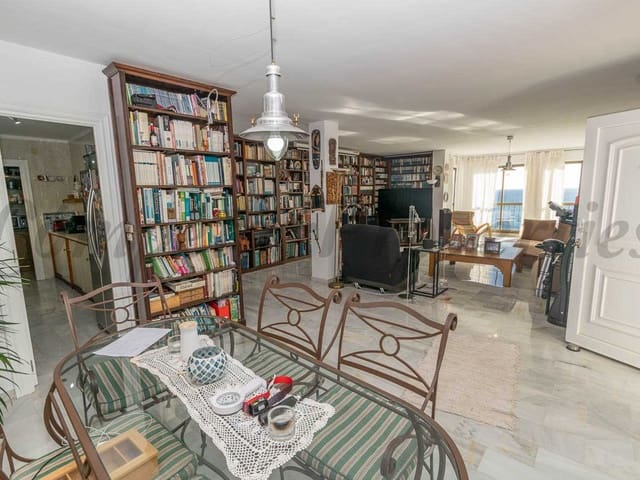 Image No.8-3 Bed Apartment for sale