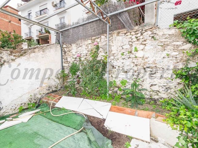 Image No.18-3 Bed Townhouse for sale