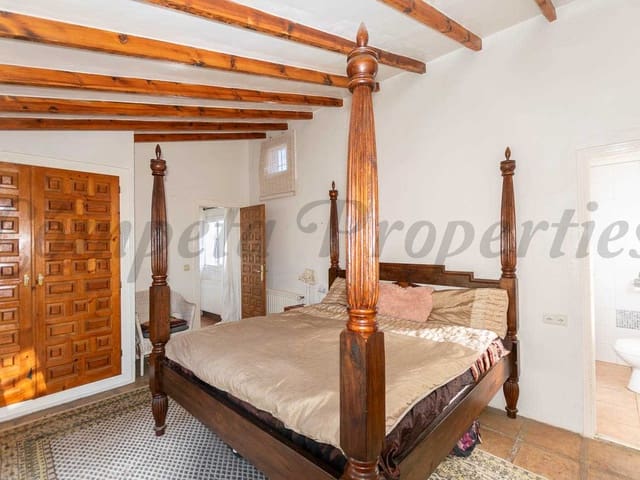 Image No.11-2 Bed Villa for sale