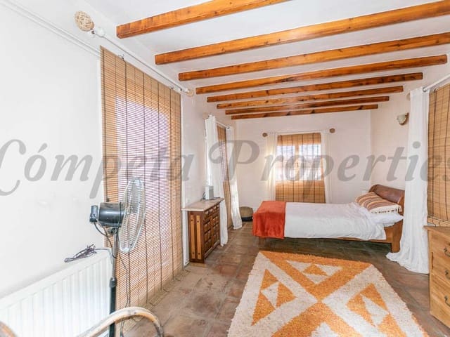 Image No.13-2 Bed Villa for sale