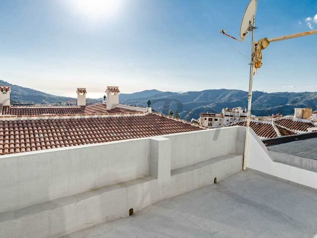 Image No.2-6 Bed Townhouse for sale