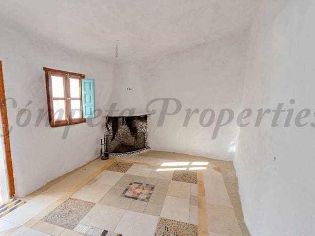 Image No.11-4 Bed Townhouse for sale