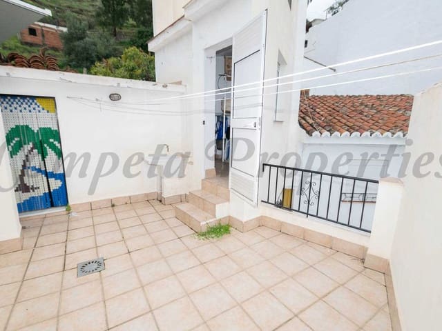 Image No.2-1 Bed Townhouse for sale