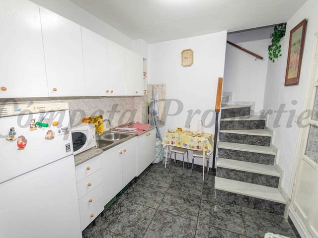 Image No.4-1 Bed Townhouse for sale