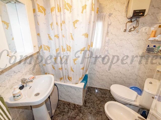 Image No.9-1 Bed Townhouse for sale