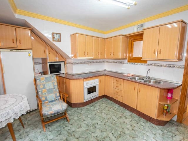 Image No.6-4 Bed Townhouse for sale