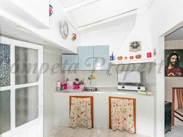 Image No.2-4 Bed Townhouse for sale