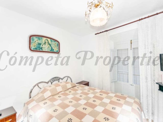 Image No.5-4 Bed Townhouse for sale