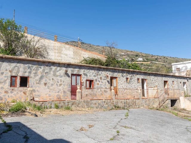 Image No.10-16 Bed Property for sale