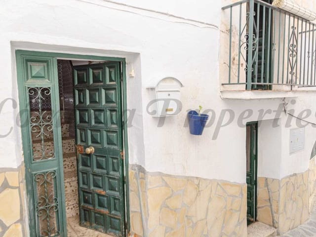 Image No.1-4 Bed Townhouse for sale