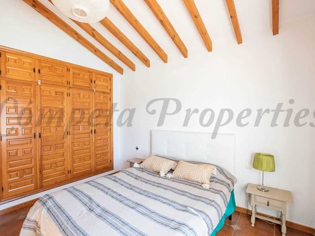 Image No.24-4 Bed Villa for sale