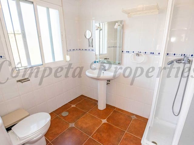 Image No.29-4 Bed Villa for sale